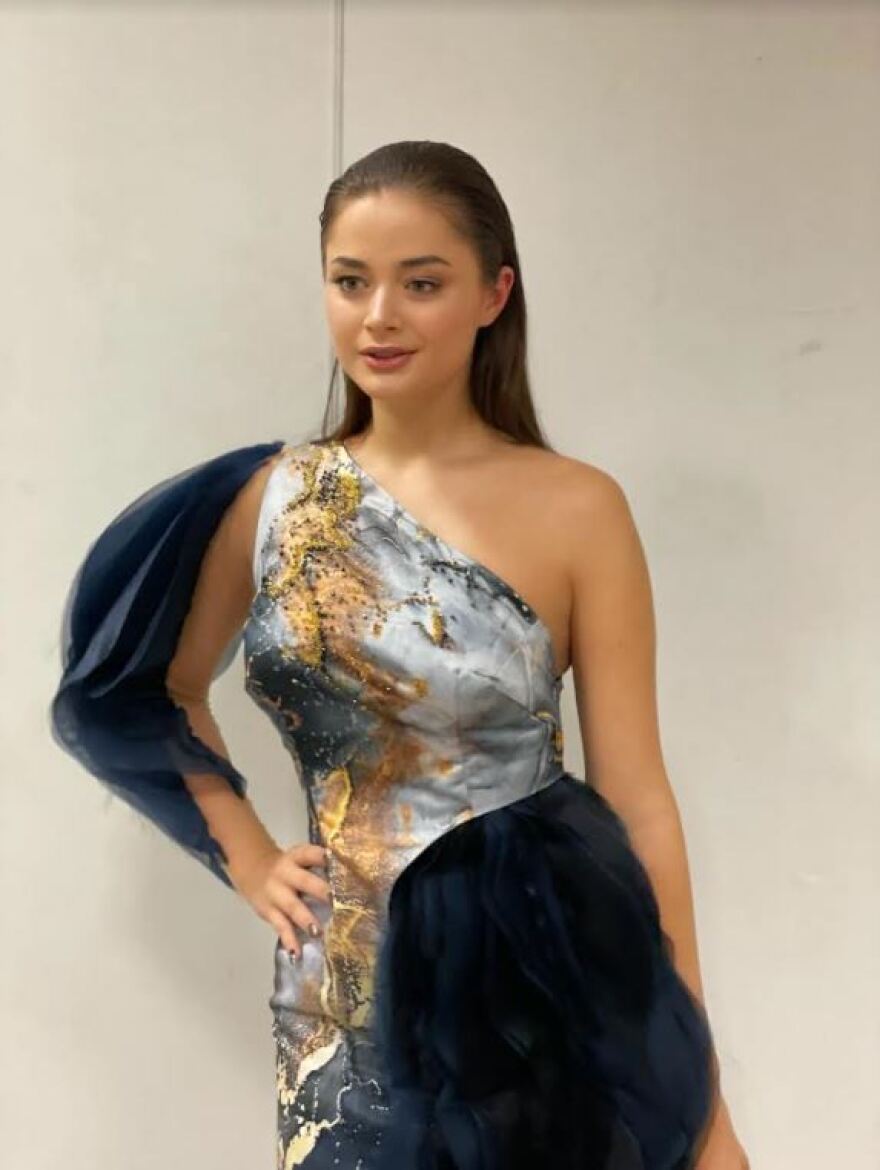 Εντυπωσιακές παρουσίες στο Madwalk 2021, δείτε backstage φωτογραφίες