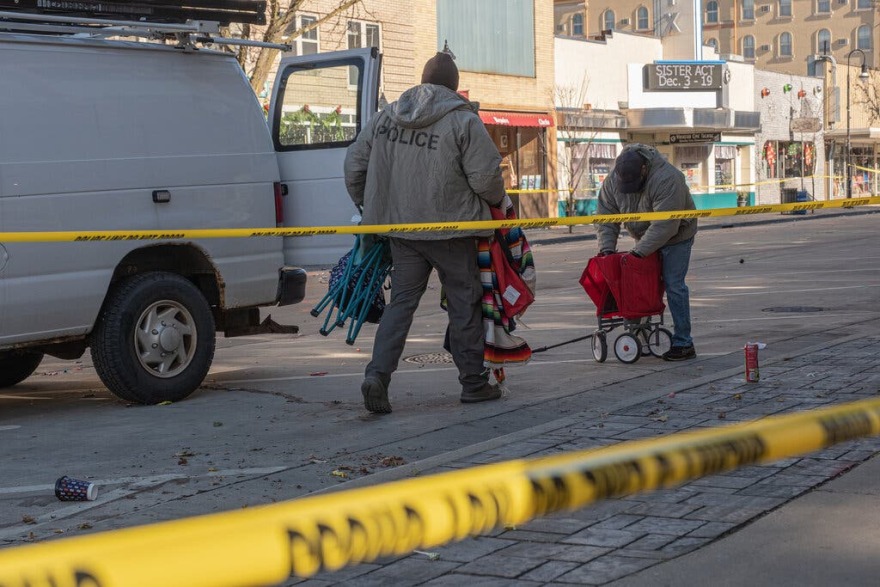 «Ματωμένη» παρέλαση στο Ουσκόνσιν: Ένας 8χρονος είναι το 6ο θύμα του 39χρονου ράπερ