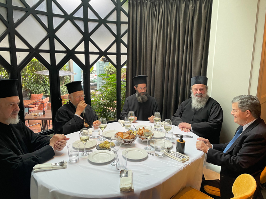 Γεύμα στο Ψυχικό για τον Οικουμενικό Πατριάρχη Βαρθολομαίο - Το «παρών» έδωσε ο πρωθυπουργός