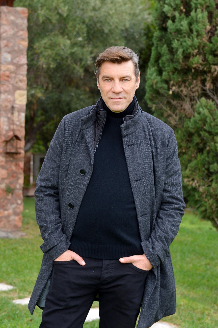 Οι πρώτες φωτογραφίες από τα γυρίσματα της νέας  αστυνομικής, ιατρικής σειράς της ΕΡΤ, «Ο όρκος»