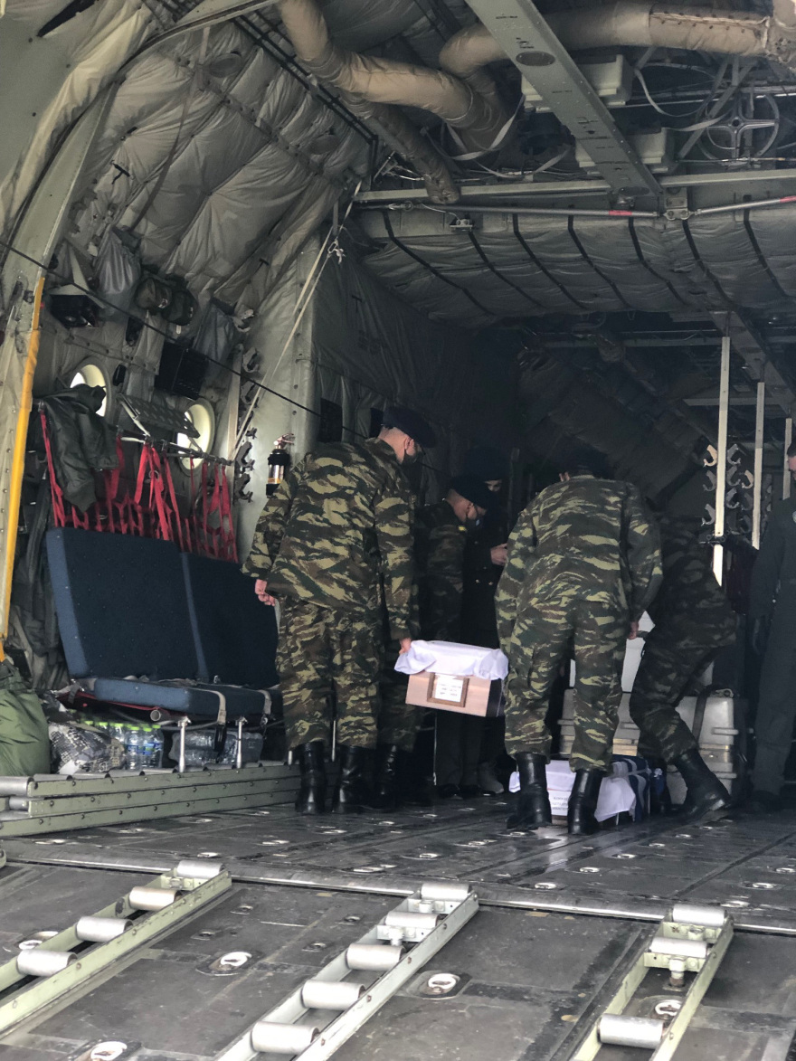 Στην Ελλάδα τα οστά επτά ηρώων που ήταν αγνοούμενοι για 46 χρόνια στην Κύπρο