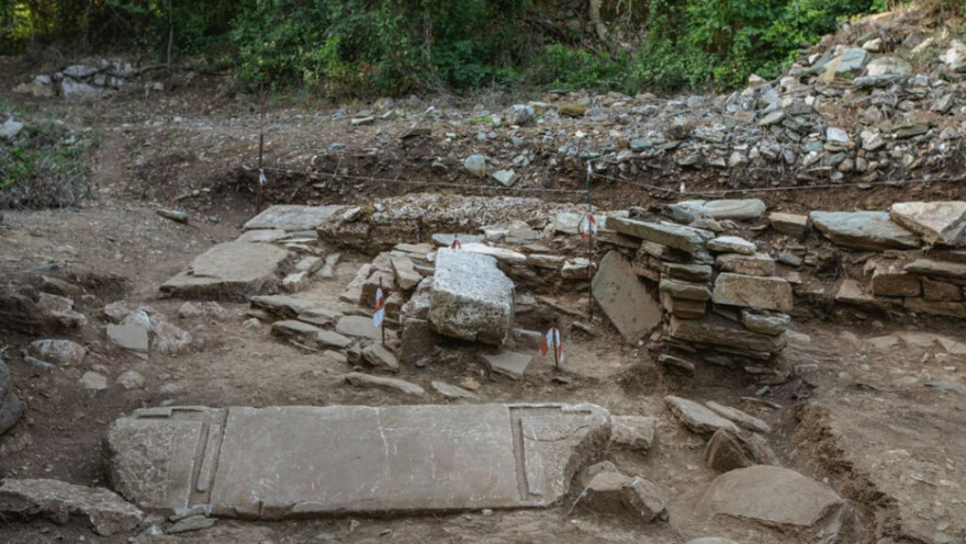 Λάρισα: Ανασκαφή έφερε στο φως ιερό των ελληνιστικών χρόνων
