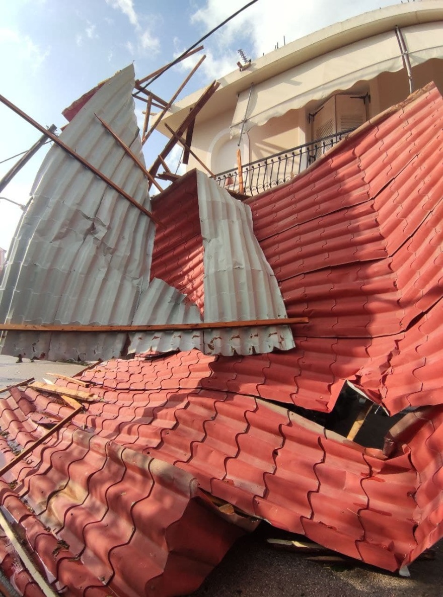 Καιρός: Η δυτική Ελλάδα στη «δίνη» της κακοκαιρίας - Διεκόπη η κυκλοφορία στην Πατρών - Πύργου, λόγω πλημμύρας  - Δείτε βίντεο