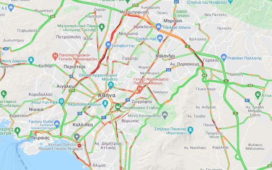 Κίνηση στους δρόμους: Δείτε πού θα συναντήσετε καθυστερήσεις τώρα στην Αθήνα