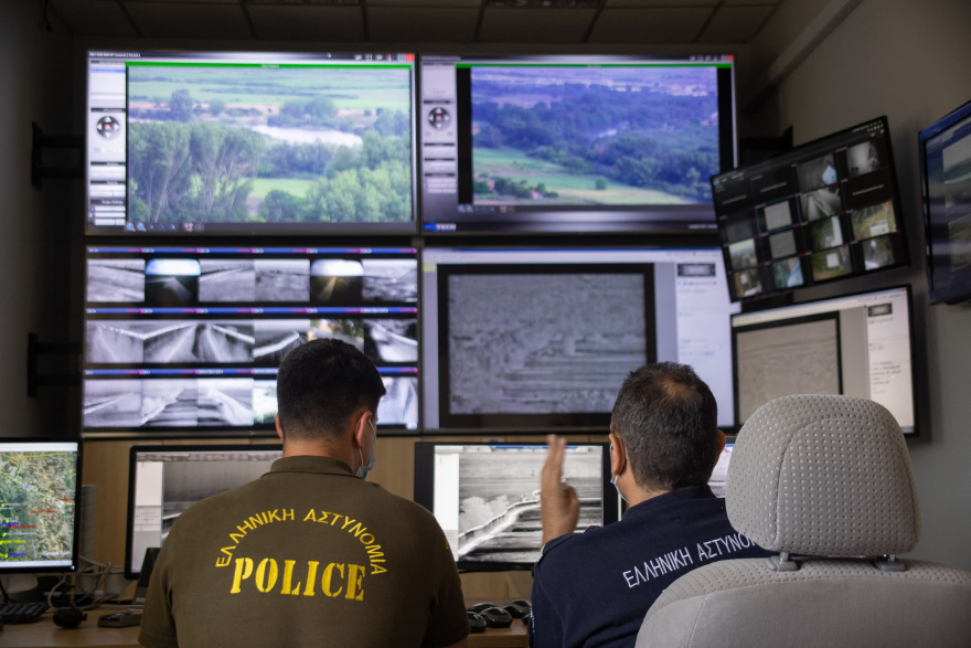 Έβρος: Νέα οχήματα και συνοριοφύλακες, επέκταση του φράχτη και στο βάθος δάνεια σε νέους