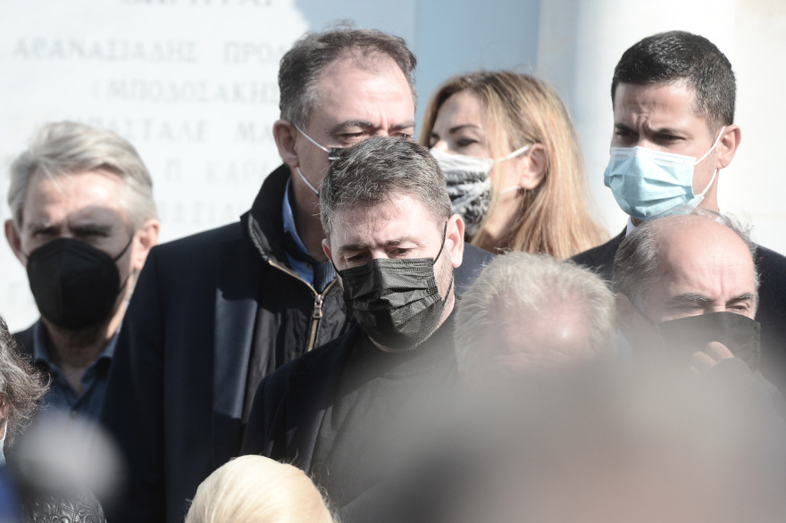 Φώφη Γεννηματά: Στο Α’ Νεκροταφείο τελέστηκε το 40ήμερο μνημόσυνο