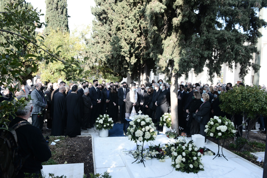 Φώφη Γεννηματά: Στο Α’ Νεκροταφείο τελέστηκε το 40ήμερο μνημόσυνο