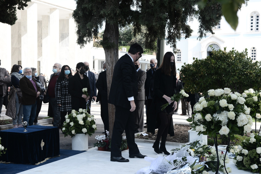 Φώφη Γεννηματά: Στο Α’ Νεκροταφείο τελέστηκε το 40ήμερο μνημόσυνο