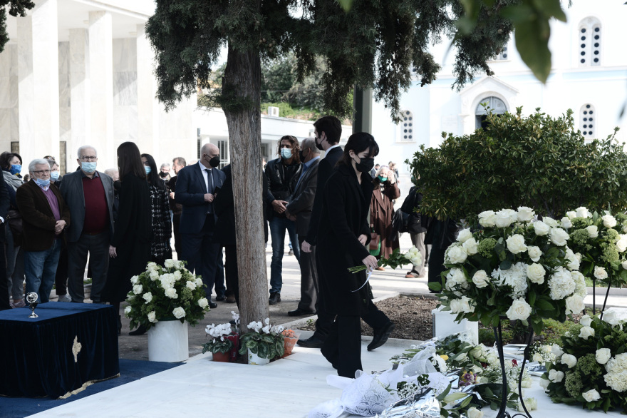 Φώφη Γεννηματά: Στο Α’ Νεκροταφείο τελέστηκε το 40ήμερο μνημόσυνο