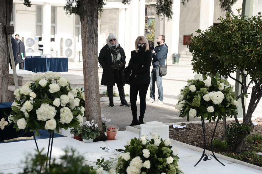 Φώφη Γεννηματά: Στο Α’ Νεκροταφείο τελέστηκε το 40ήμερο μνημόσυνο