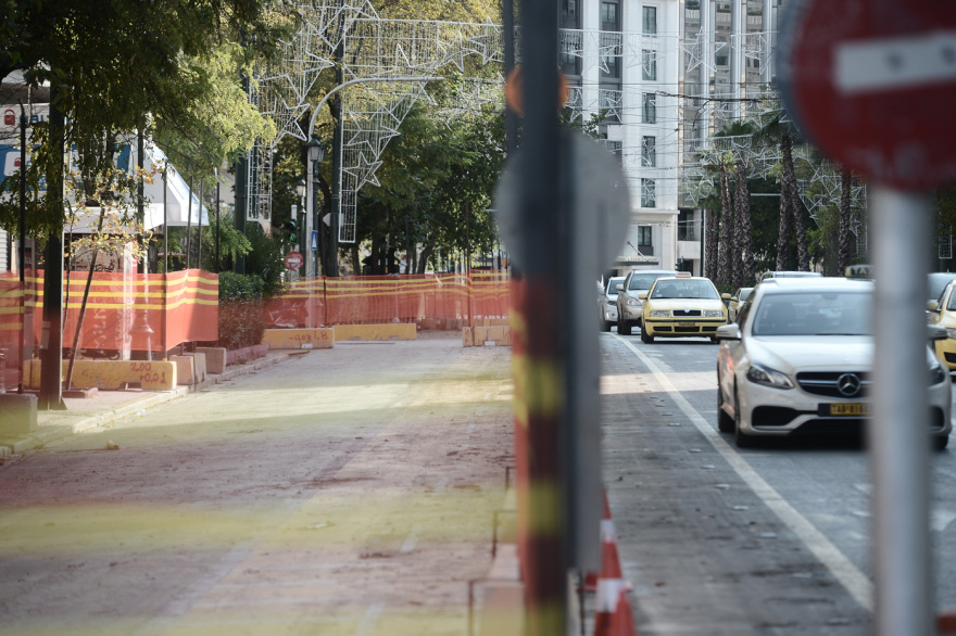 Πανεπιστημίου: Ξεκίνησαν οι εργασίες ανάπλασης - Εγκαταστάθηκε το πρώτο εργοτάξιο