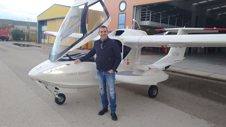 Στην Ελλάδα το μοναδικό αναδιπλούμενο υψηλής τεχνολογίας υδροπλάνο στην Ευρώπη - Δείτε βίντεο και φωτογραφίες 