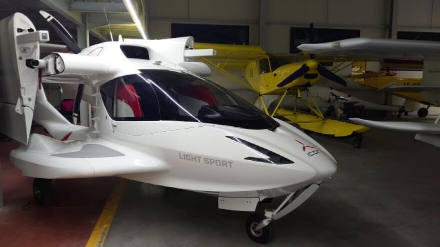 Στην Ελλάδα το μοναδικό αναδιπλούμενο υψηλής τεχνολογίας υδροπλάνο στην Ευρώπη - Δείτε βίντεο και φωτογραφίες 