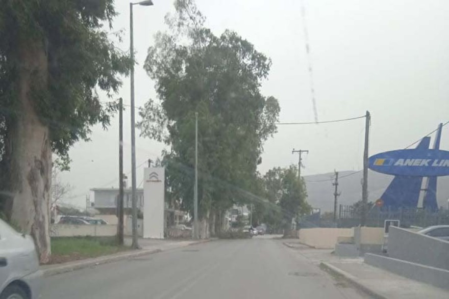 Η αφρικανική σκόνη «έπνιξε» την Κρήτη - Δείτε φωτογραφίες