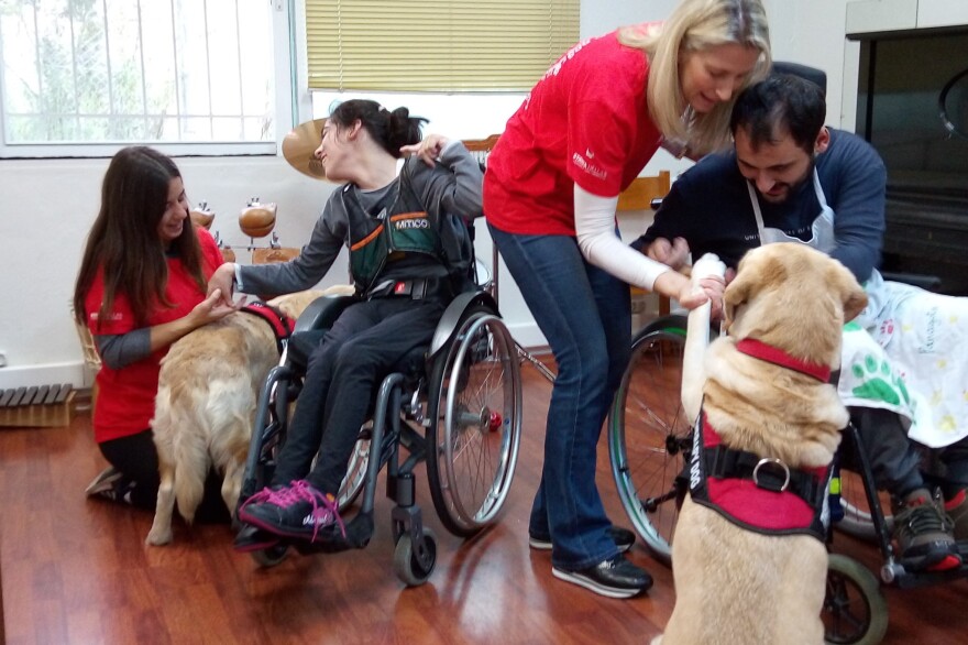 Giving Tuesday by bwin: Προσφέρουμε σ' αυτούς που προσφέρουν!