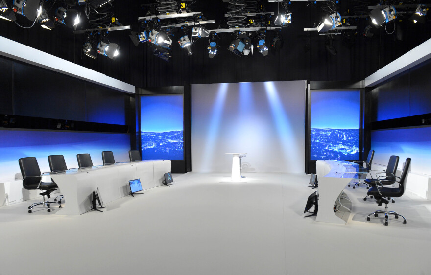 Ντιμπέιτ ΚΙΝΑΛ: «Κόντρες» για τις μετεκλογικές συνεργασίες, τη συμμετοχή στις κάλπες και... αιχμές για «νεόγερους»