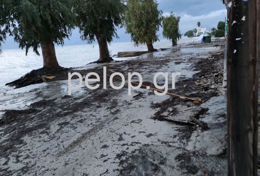 Καιρός: Σοβαρές καταστροφές από την κακοκαιρία σε Πάτρα και Ηλεία 