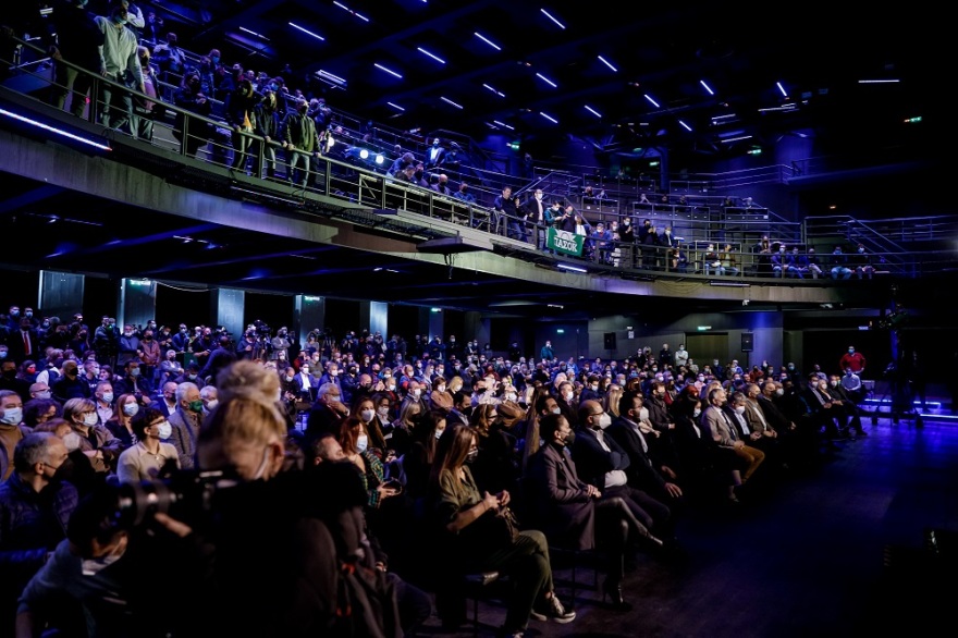 Ανδρουλάκης από το Γκάζι: «Το μήνυμα των εκλογών είναι ανανέωση ή ανακύκλωση»