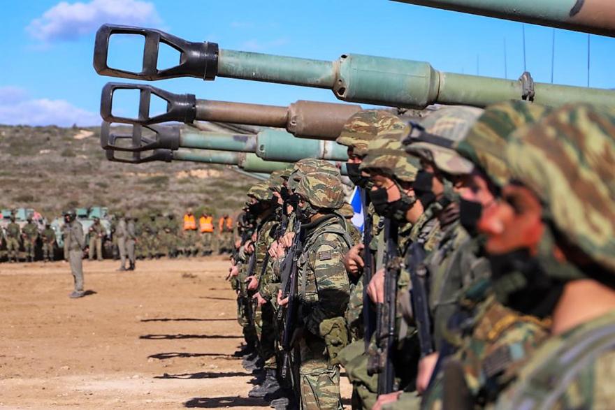 Φλώρος από τη Ρόδο: Οι Ένοπλες Δυνάμεις είναι εδώ γιατί υπάρχει απειλή