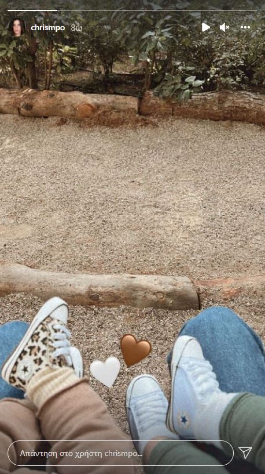 Η Χριστίνα Μπόμπα βόλταρε με τις δίδυμες κόρες της