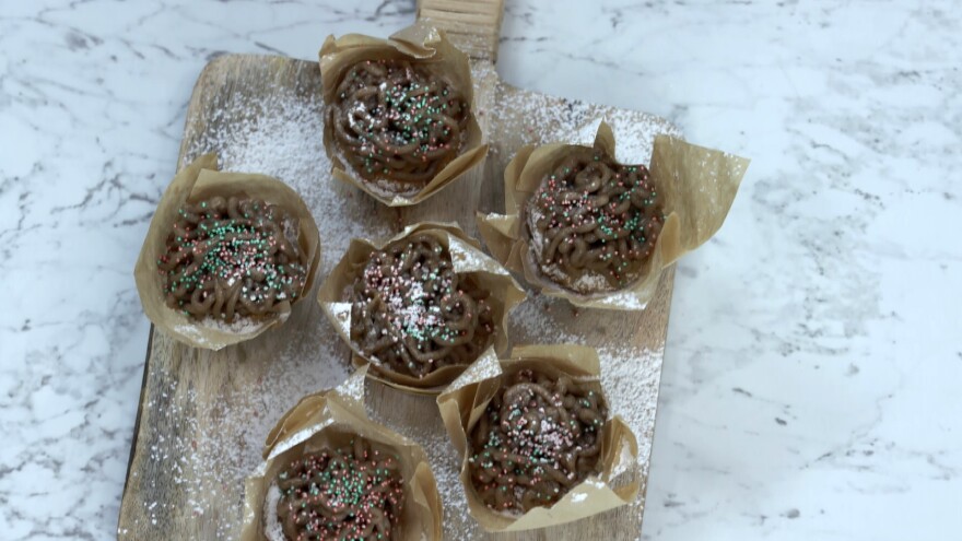 «Kitchen Lab»: Συνταγές μοντέρνες και funky προτείνει ο Άκης Πετρετζίκης 