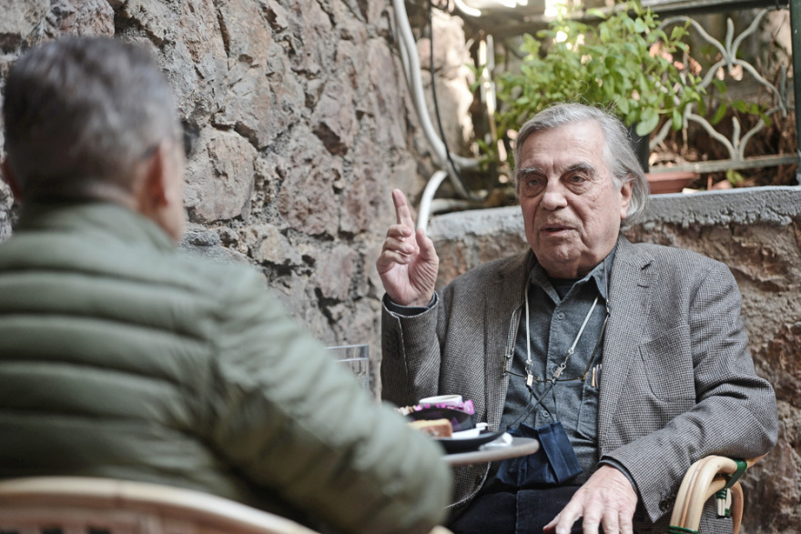 Δημήτρης Μπαϊρακτάρης: Ο γκουρού του Μετρό μιλάει στον Δανίκα για την Αθήνα, τους σεισμούς και την ΕΔΑ