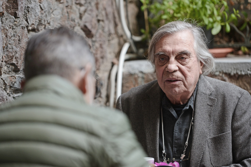 Δημήτρης Μπαϊρακτάρης: Ο γκουρού του Μετρό μιλάει στον Δανίκα για την Αθήνα, τους σεισμούς και την ΕΔΑ