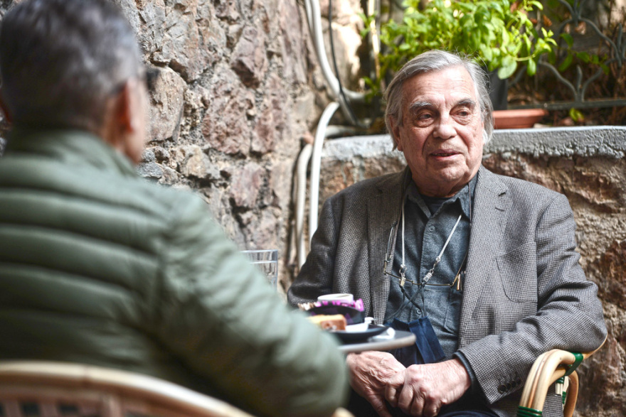 Δημήτρης Μπαϊρακτάρης: Ο γκουρού του Μετρό μιλάει στον Δανίκα για την Αθήνα, τους σεισμούς και την ΕΔΑ