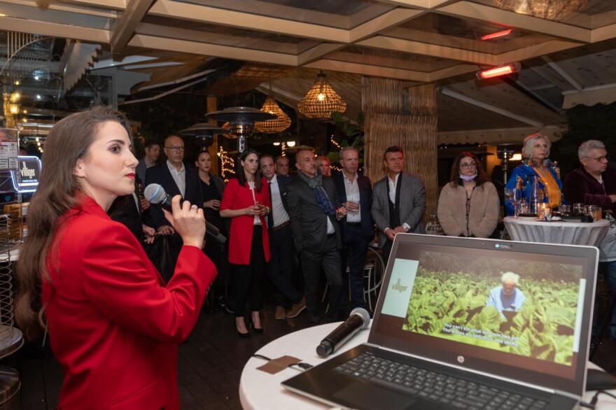 Τα πούρα Corrida και Villa Dominicana της Villiger παρουσιάστηκαν στην Ελλάδα