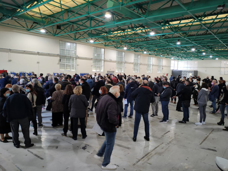 Εκλογές στο ΚΙΝΑΛ: Ρεκόρ συμμετοχής - Έχουν ψηφίσει πάνω από 238.000 πολίτες 