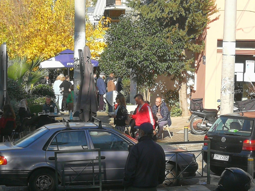 Εκλογές ΚΙΝΑΛ: Δείτε εικόνες από τη μεγάλη συμμετοχή σε Ελλάδα και Λονδίνο 