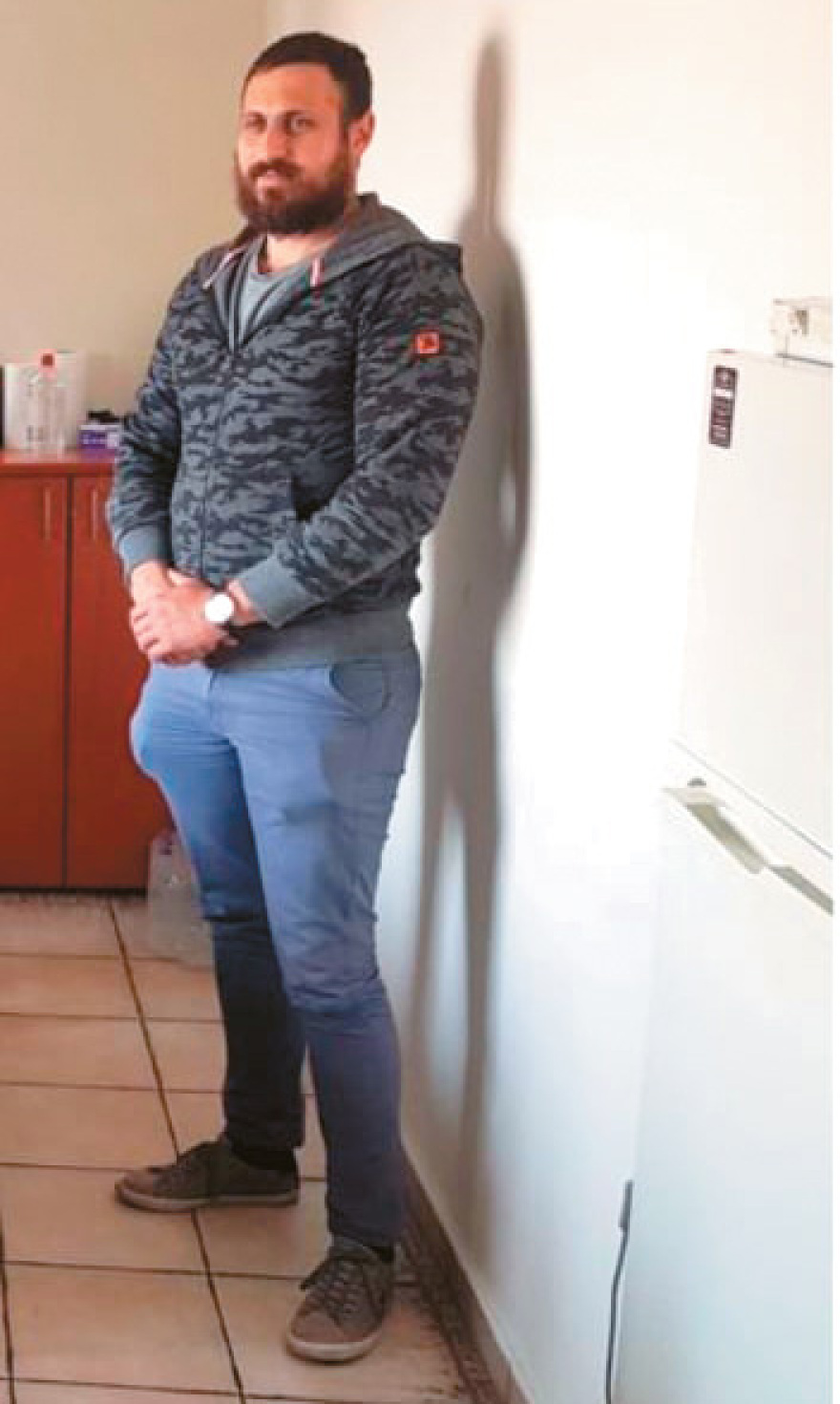 Ο εγκέφαλος και τα πλοκάμια του - 43 αστυνομικοί, ληξίαρχοι, υπάλληλοι δήμων και ψευδομάρτυρες μοίραζαν ταυτότητες και διαβατήρια