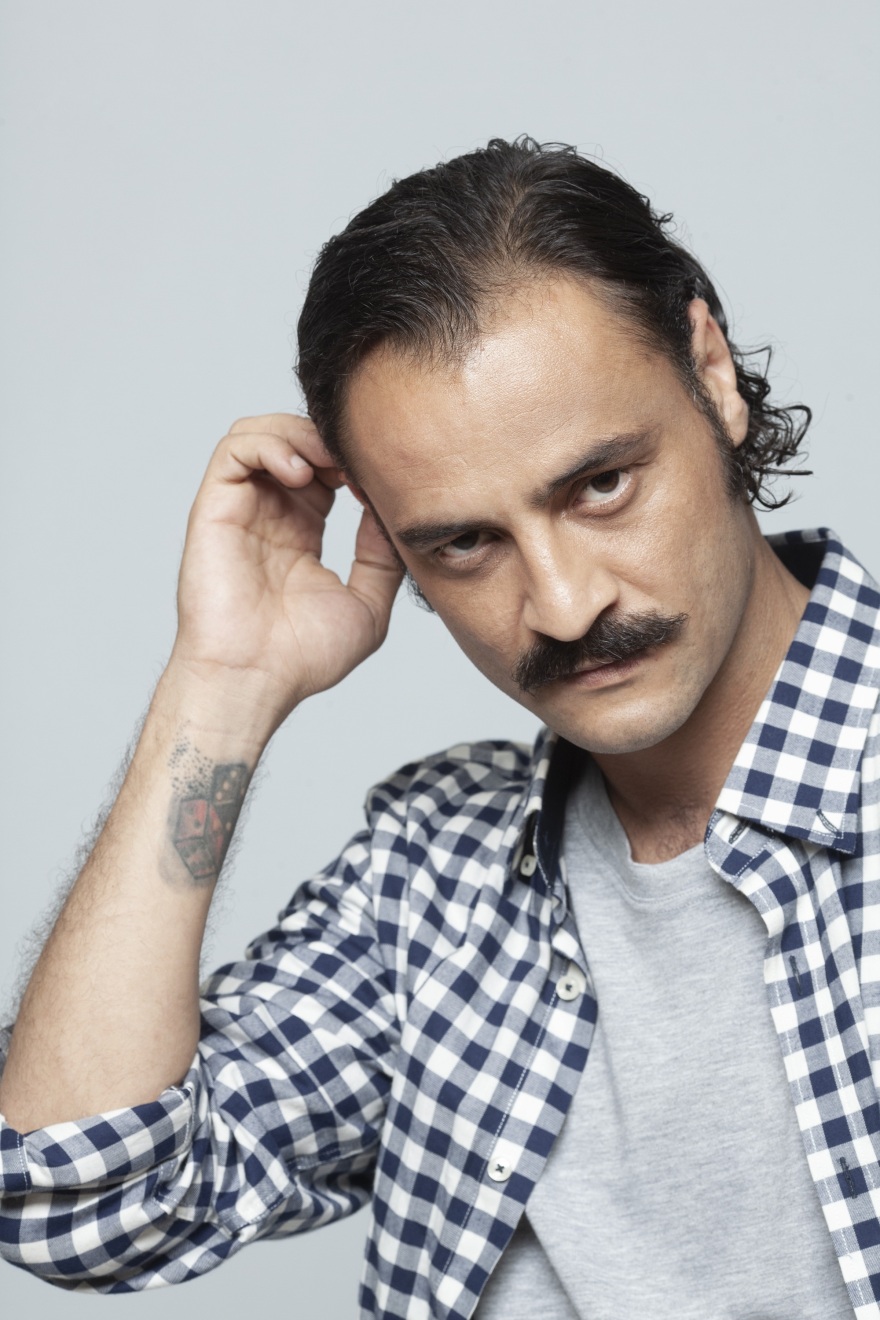 Γνωρίστε τους χαρακτήρες της σειράς «Σκοτεινή Θάλασσα»