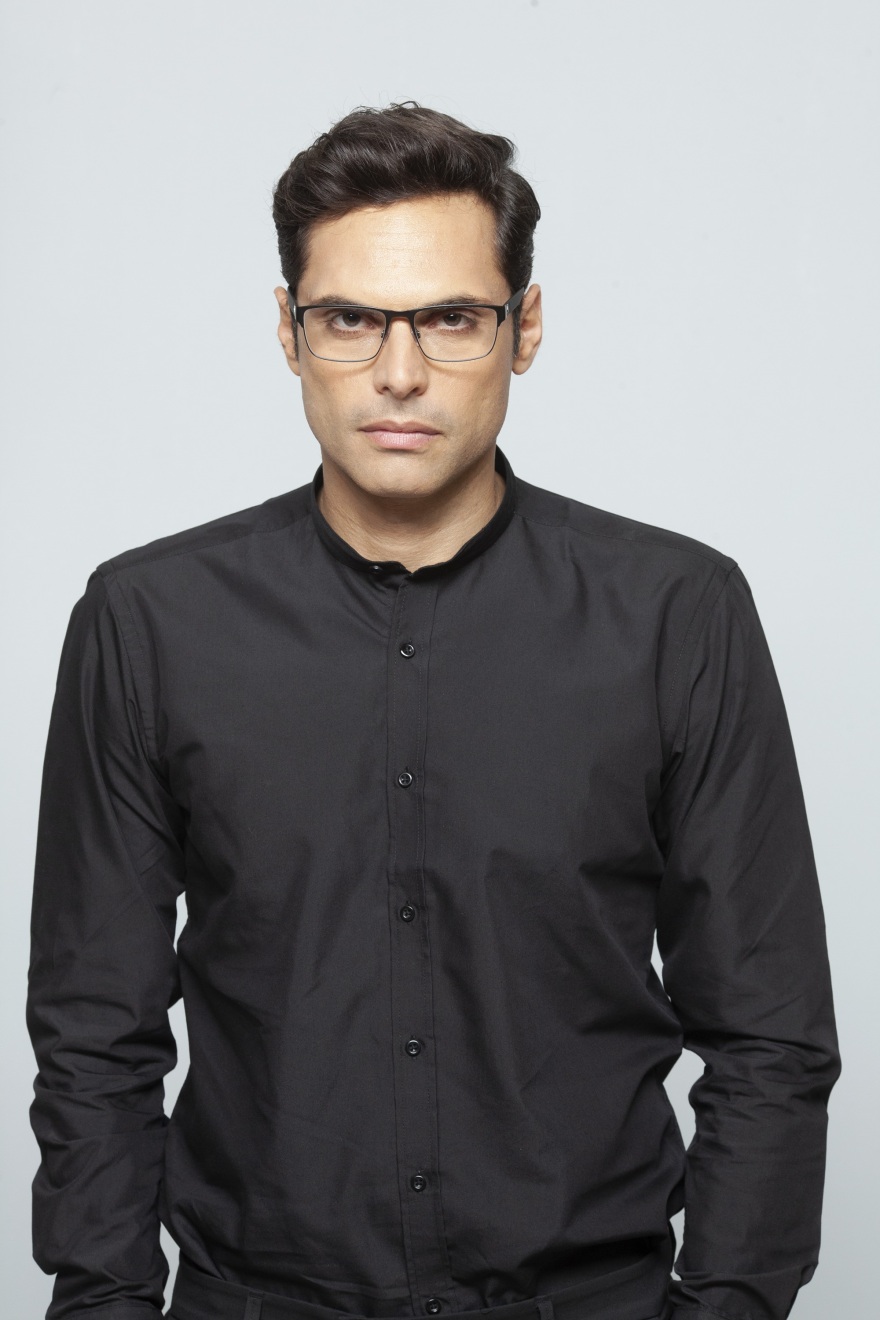 Γνωρίστε τους χαρακτήρες της σειράς «Σκοτεινή Θάλασσα»