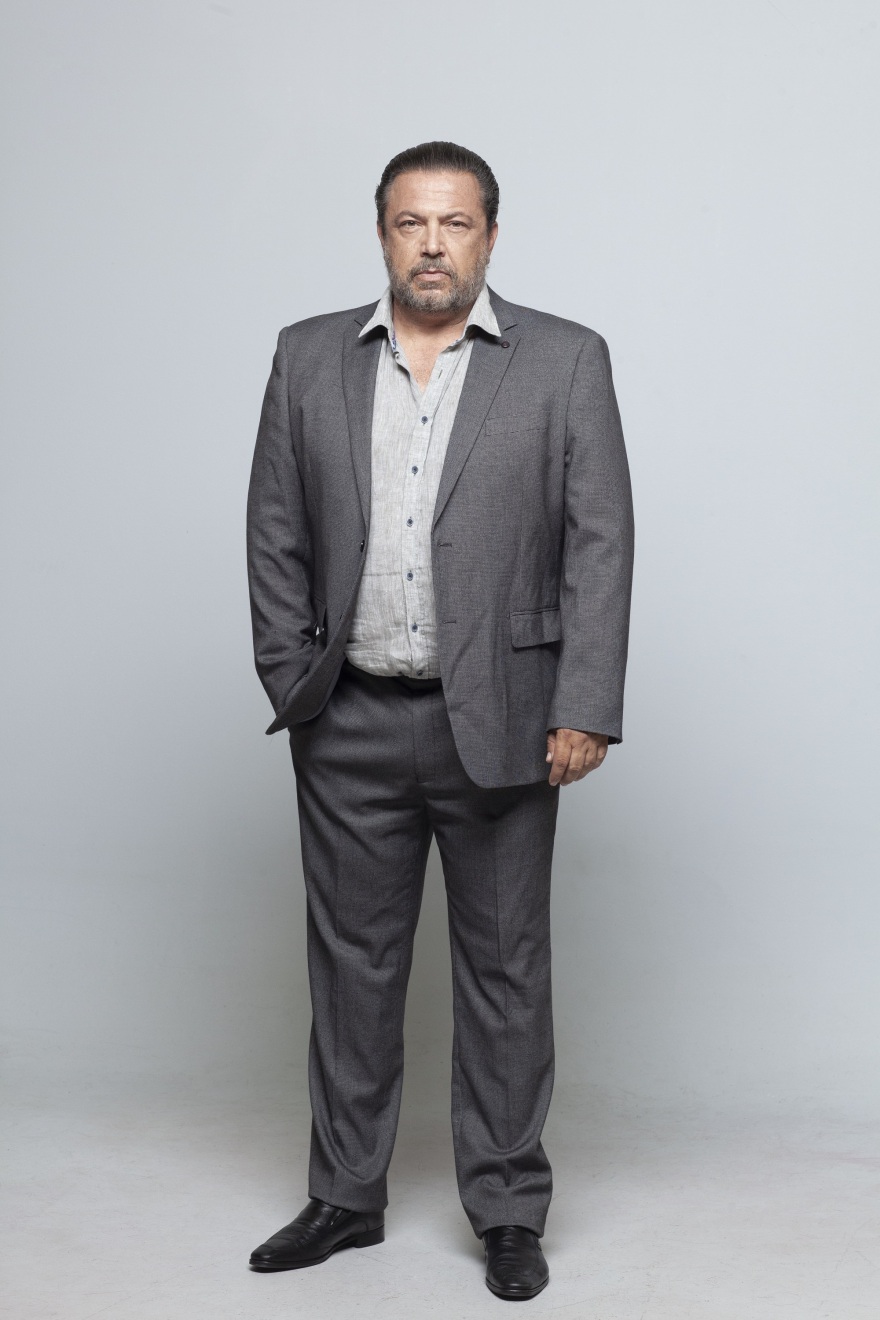 Γνωρίστε τους χαρακτήρες της σειράς «Σκοτεινή Θάλασσα»