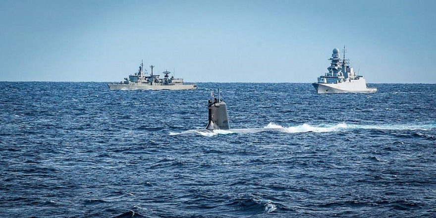 Εντυπωσιακές εικόνες από τη γαλλική πολυεθνική άσκηση «Polaris 2021» στη Δυτική Μεσόγειο