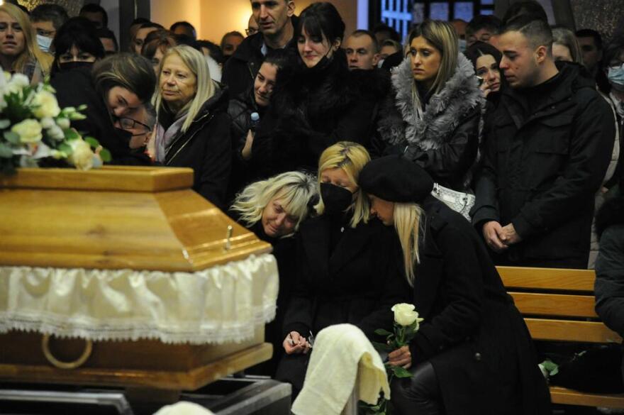 Το τελευταίο «αντίο» στον Στέβαν Γέλοβατς