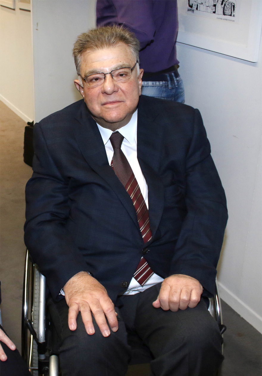 Ο Εμφιετζόγλου κάνει κόμμα: Ο Πρόδρομος που θέλει να γίνει τώρα... Μεσσίας 