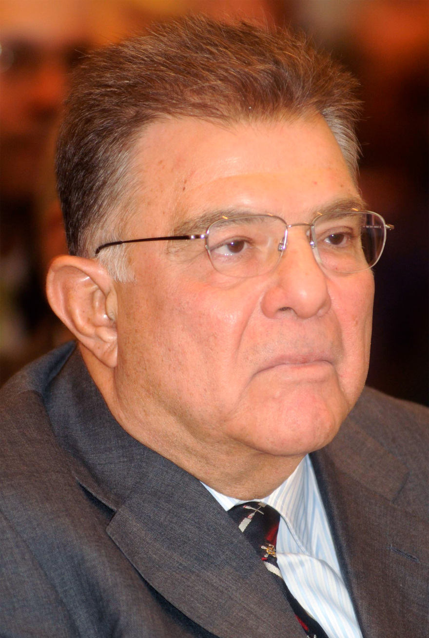 Ο Εμφιετζόγλου κάνει κόμμα: Ο Πρόδρομος που θέλει να γίνει τώρα... Μεσσίας 