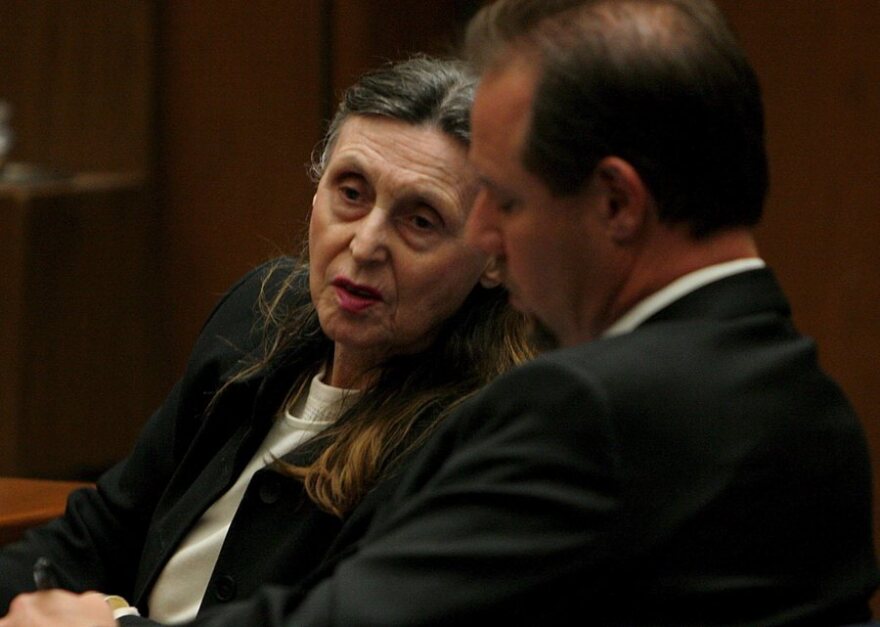 Oι «γλυκιές» γιαγιάδες που  δολοφονούσαν  άστεγους για να εισπράξουν εκατομμύρια από τις ασφαλιστικές στις ΗΠΑ