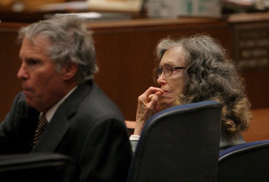 Oι «γλυκιές» γιαγιάδες που  δολοφονούσαν  άστεγους για να εισπράξουν εκατομμύρια από τις ασφαλιστικές στις ΗΠΑ