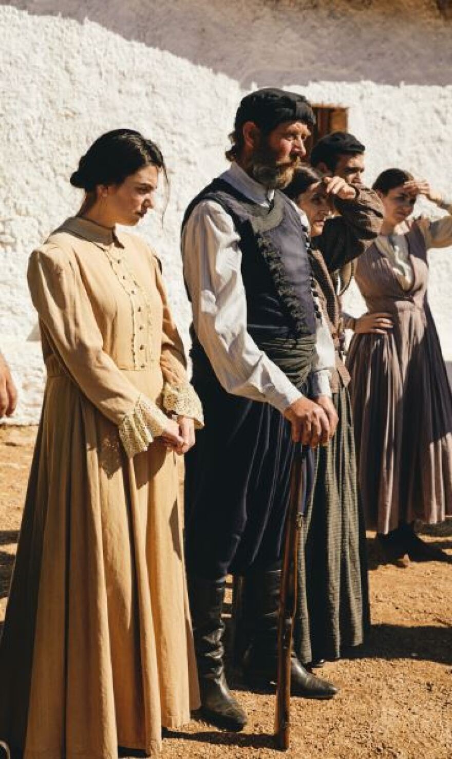 «Κομάντα και Δράκοι»: Η φιλία του Παυλή και του Στεφανή που ξεπέρασε το μίσος Δρακάκηδων και Καζάκηδων