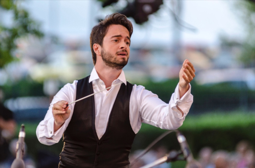 Ευανθία Ρεμπούτσικα - Η ομπρέλα του Βοσπόρου