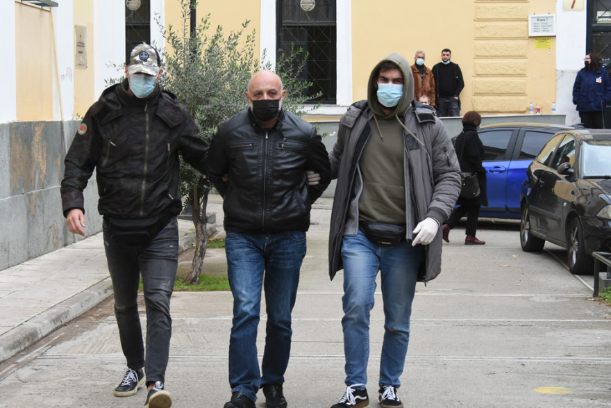 Δολοφονία στη Γλυφάδα: Αυτός είναι ο 51χρονος που σκότωσε τον σύντροφο της μητέρας του