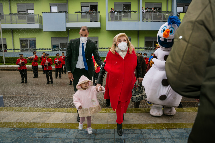Ο αληθινός Άη Βασίλης από τη Φινλανδία στην Ογκολογική Μονάδα Παίδων