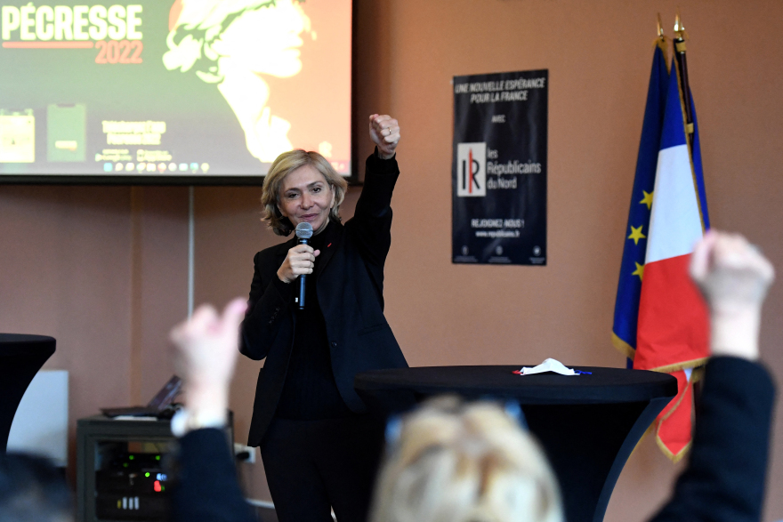 Βαλερί Πεκρές: Η δεξιά «μπουλντόζα» που απειλεί να ισοπεδώσει τον Μακρόν