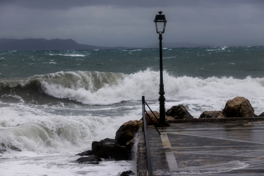 Καιρός: Μεγάλες πλημμύρες σε Ήπειρο και Θεσσαλία - Σε κλοιό κακοκαιρίας η χώρα, ποιες περιοχές θα «χτυπήσει» τις επόμενες ώρες