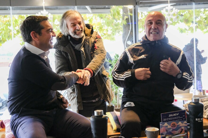 Ο Τσίπρας συνάντησε τον Ρότσα στην Ηγουμενίτσα: «Είχα τη φωτογραφία του πάνω από το κρεβάτι μου»