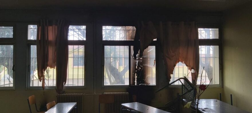 Πρωτοφανείς εικόνες βανδαλισμού σε γυμνάσιο του Πύργου