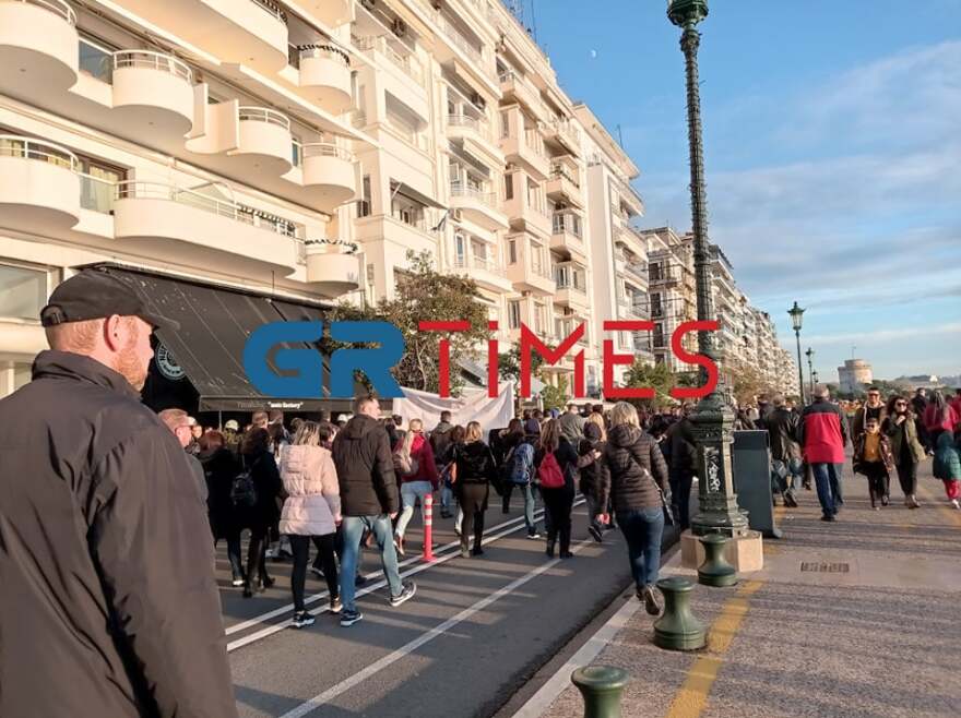 Θεσσαλονίκη: Νέα συγκέντρωση αρνητών στον Λευκό Πύργο